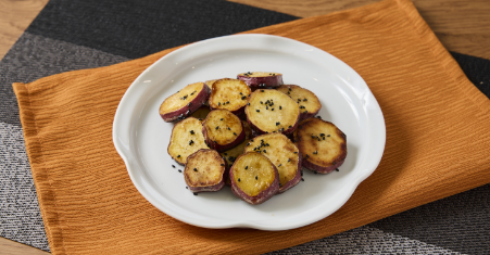 さつまいものフライパンバター焼きの作り方　5.皿に盛り付けます。